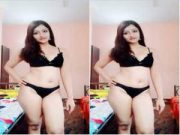 Sexy Indian Girl Rajashree Bathing and Fingering part 2