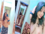 Hot Desi Girl Record Selfie