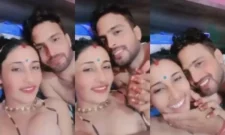 Desi Cpl Romance and Boobs Pressing