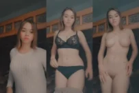 Desi Slim Girl Shows Nude Body